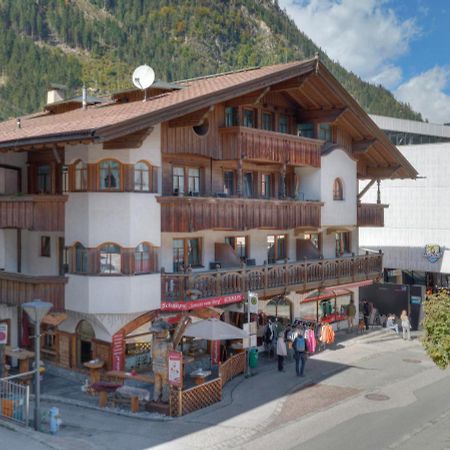 Center Rooms & Apartments Mayrhofen Luaran gambar